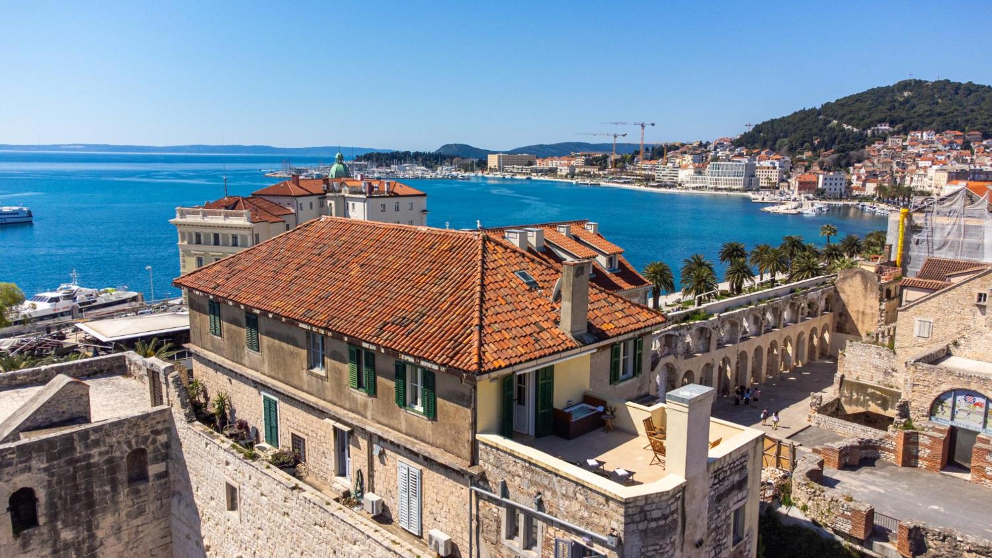 Apartment Terazza Grande In Diocletian Tower *