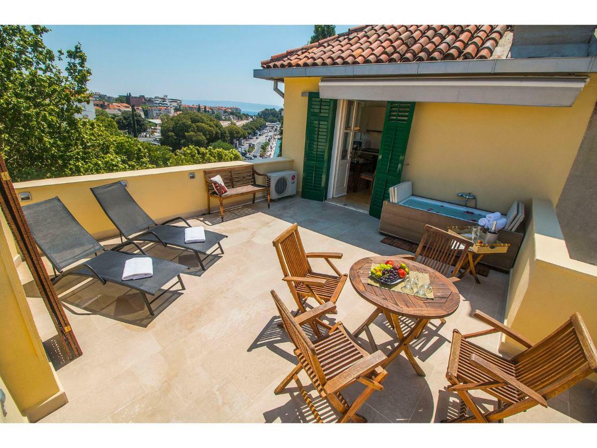 Terazza Grande In Diocletian Tower Apartment Split