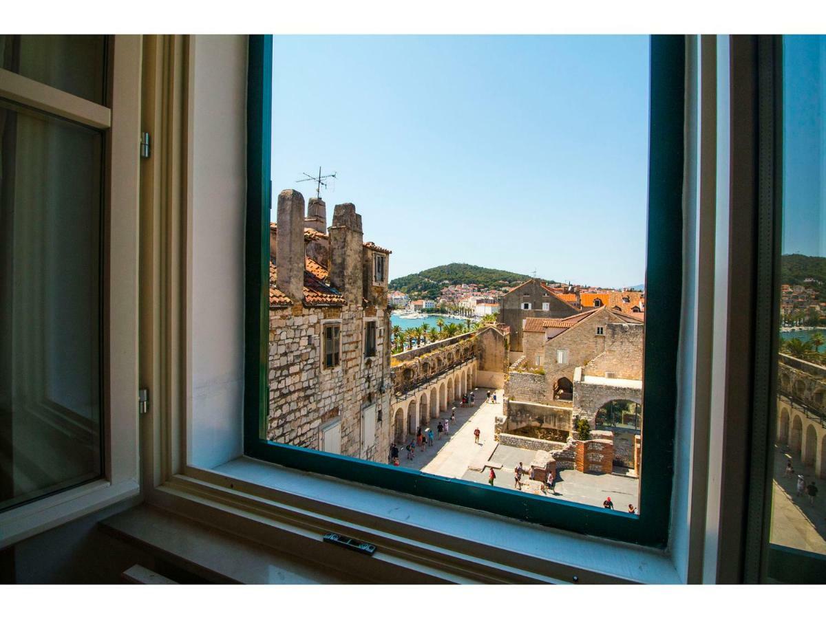 Terazza Grande In Diocletian Tower Apartment Split